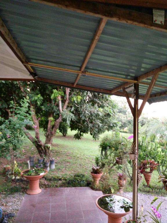 בית נופש House Of Garden *